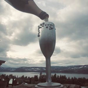 Meet your Posher, Bella